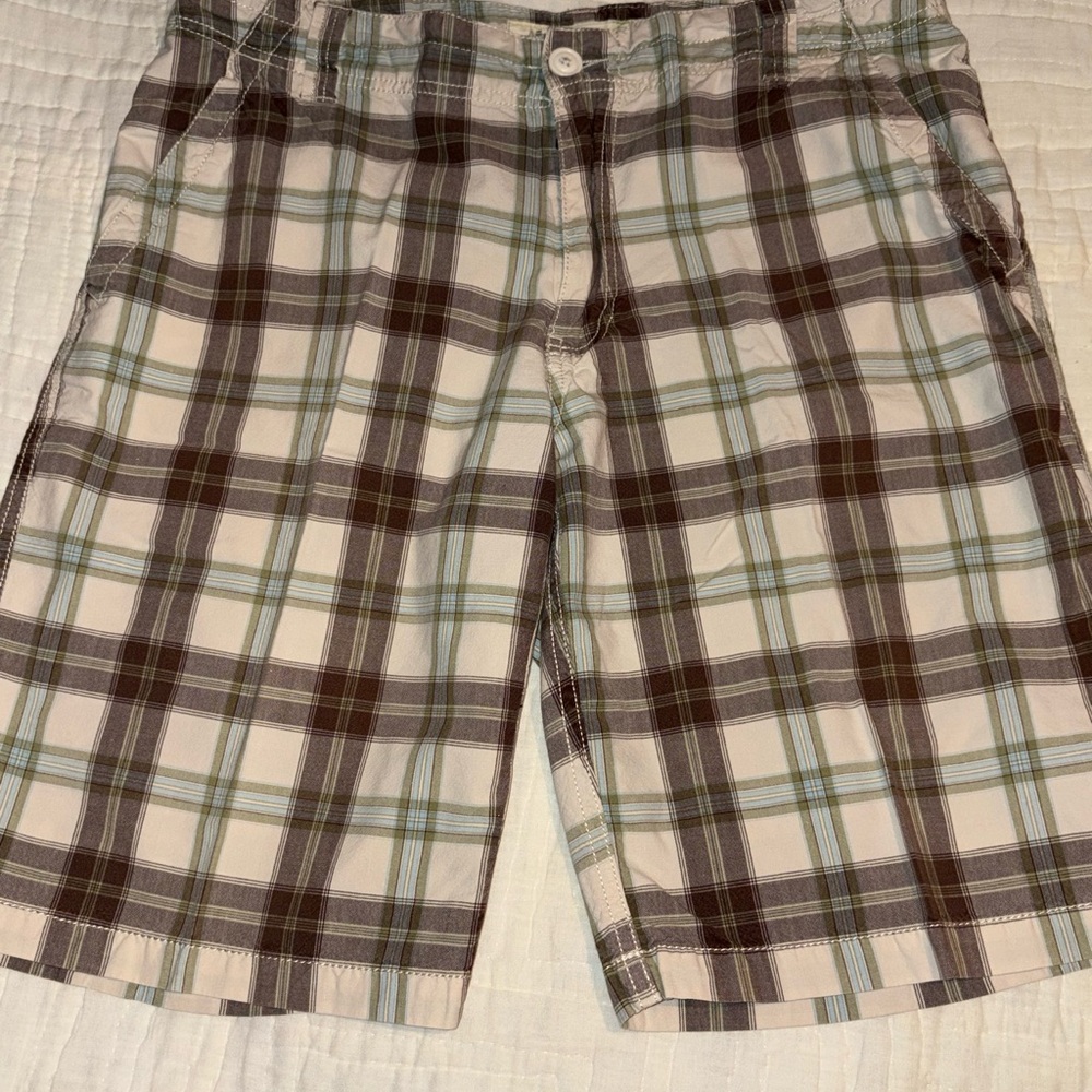 Aeropostale Men's Size 31 Plaid Shorts in Brown and Green